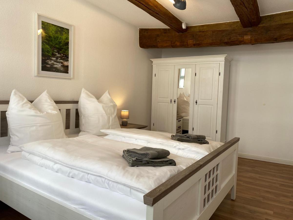Zum Mathildenbrunnen Apartment เควดลินบวร์ก ภายนอก รูปภาพ